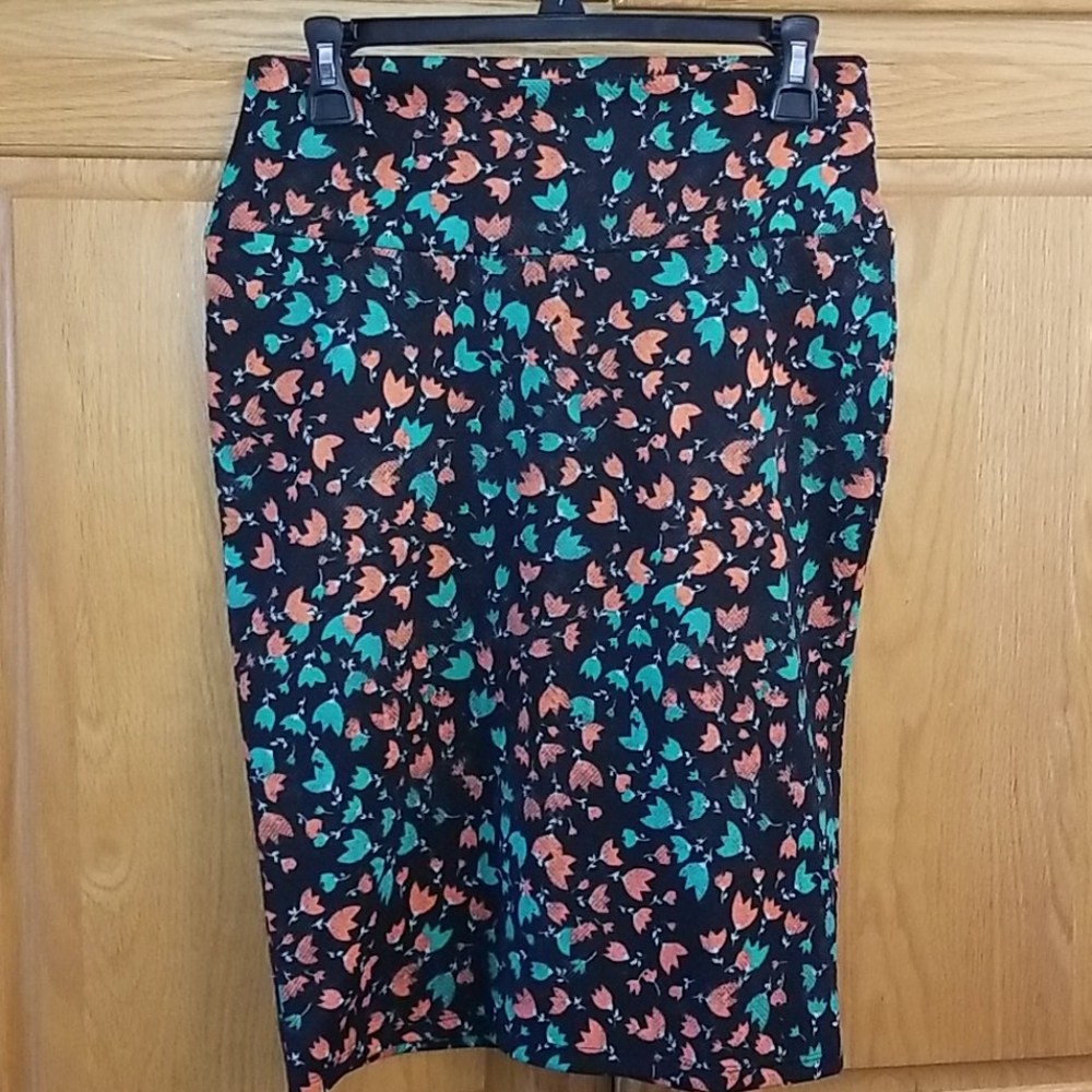 LulaRoe Cassie Pencil Skirt